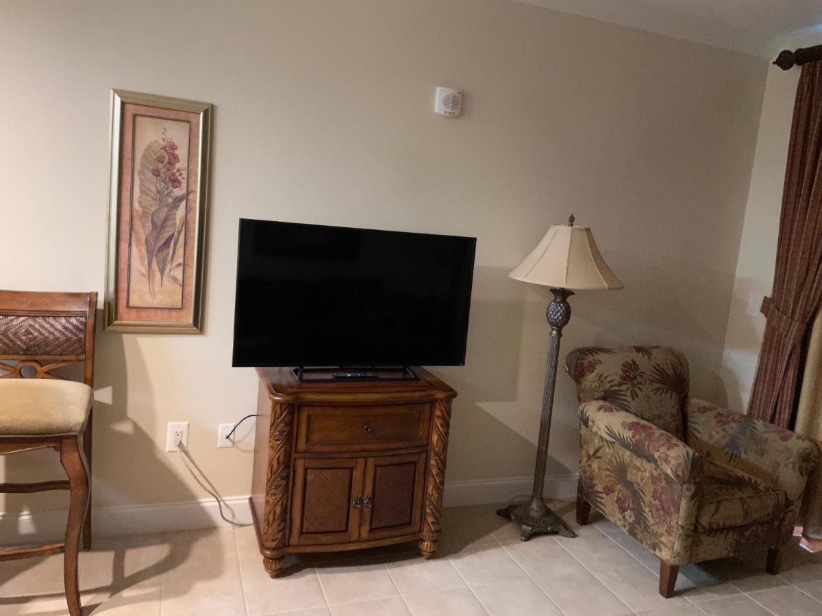 Disney Just 1 And A Quarter Mile Away, Blue Heron 1 Room 2 Bath,Amenities,6 Guests, Walk To Restaurants, No Fees At Check In Orlando Dış mekan fotoğraf