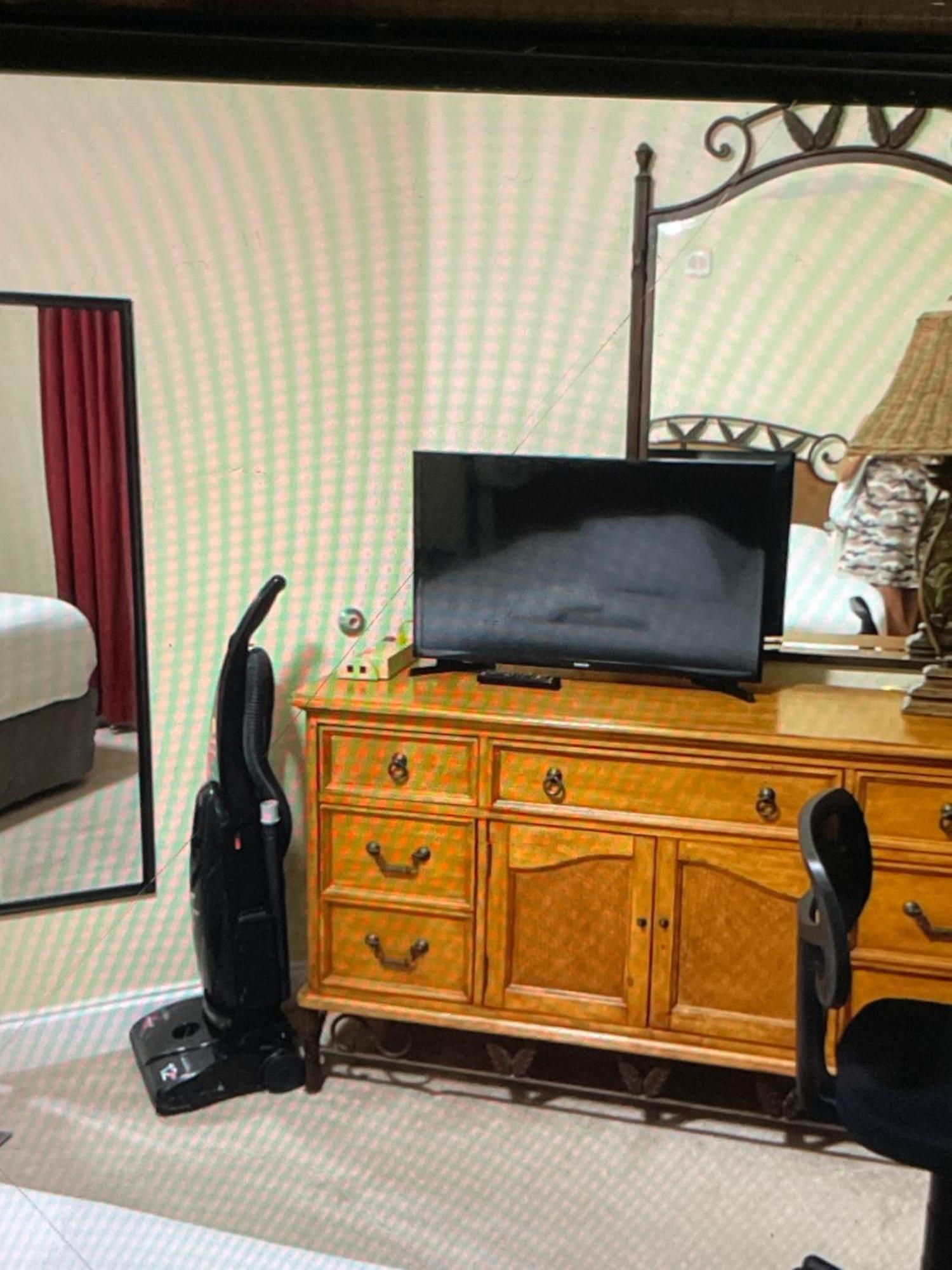 Disney Just 1 And A Quarter Mile Away, Blue Heron 1 Room 2 Bath,Amenities,6 Guests, Walk To Restaurants, No Fees At Check In Orlando Dış mekan fotoğraf